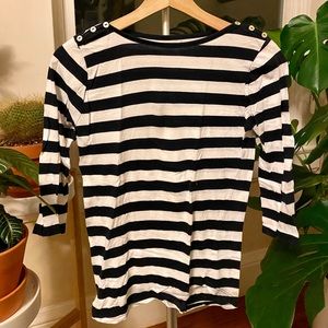 Great basic 3/4 length t-shirt